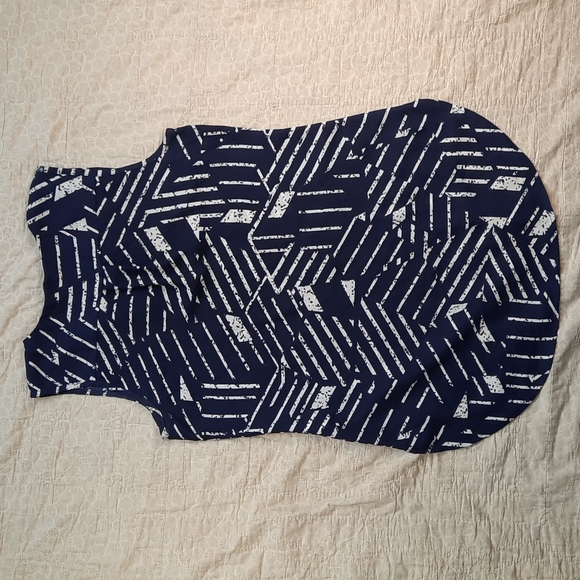 RW&CO sleeves blue and cream blouse, size medium - Picture 7 of 10